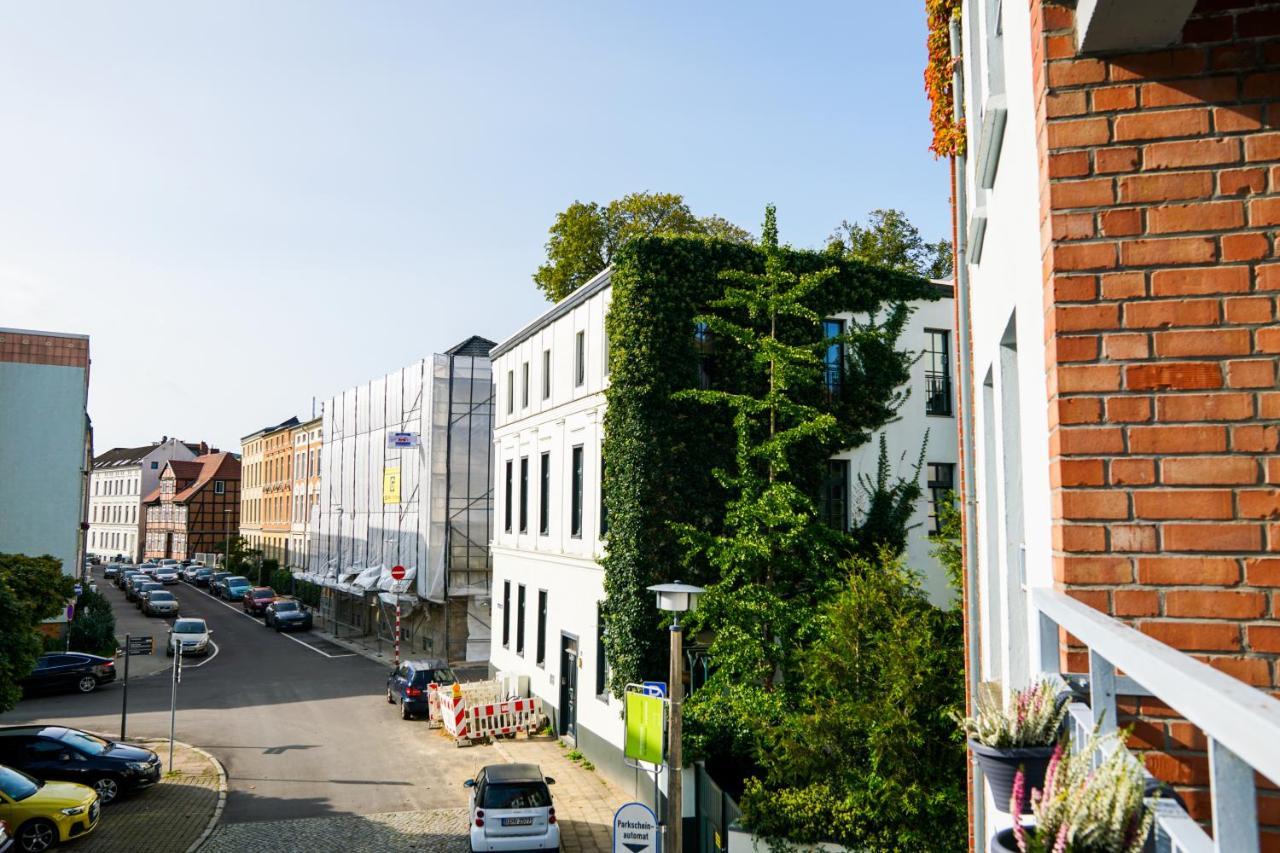 Gemuetliche Ferienwohnung In Der Altstadt Шверін Екстер'єр фото